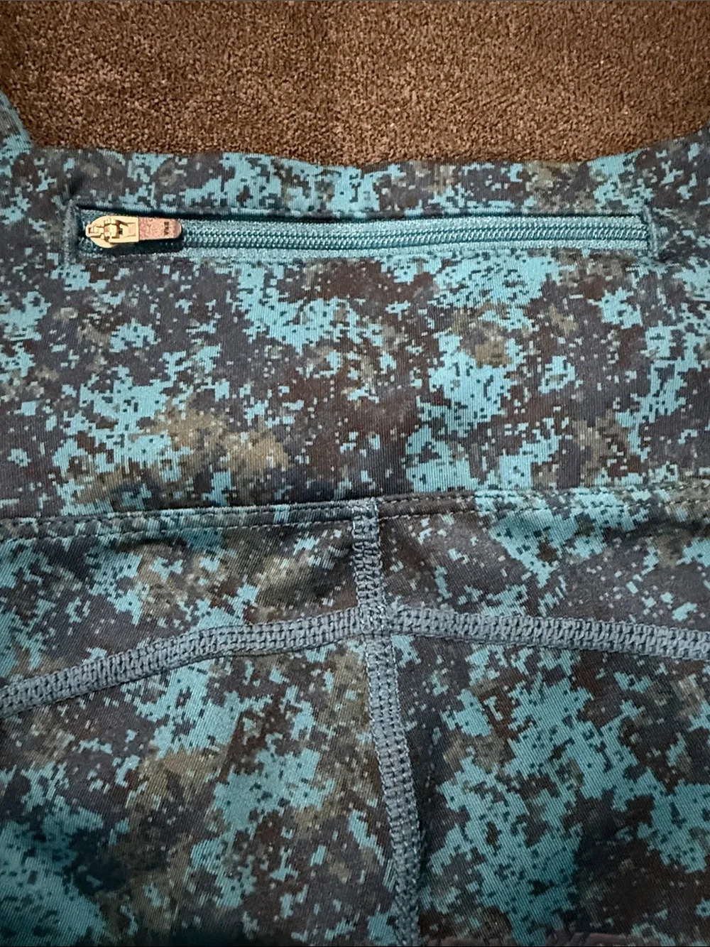 Ariat Teal and Black Girls' Printed Performance Leggings
For horse back riding - Picture 5 of 6